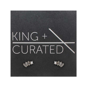 
                  
                    Load image into Gallery viewer, A pair of stud earrings with one pearl and 3 baguette cut crystals each. Made of sterling silver.
                  
                