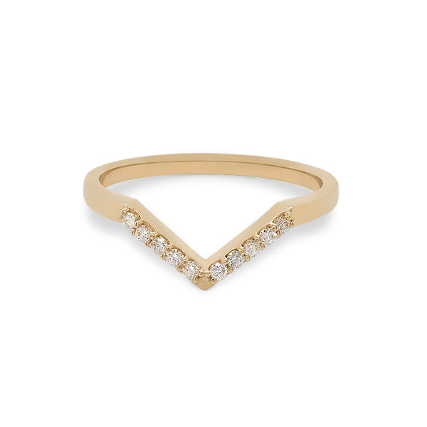 Front view of a V shaped ring with 10 round cut diamonds cast in 14 kt yellow gold by King + Curated.